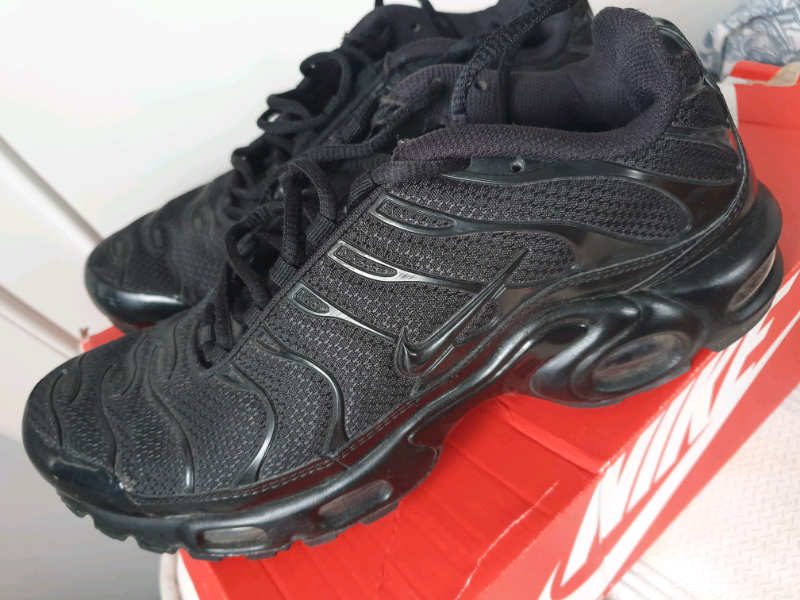 cheap nike tn trainers